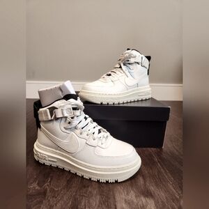 White High-Top Sneakers- Air Force 1